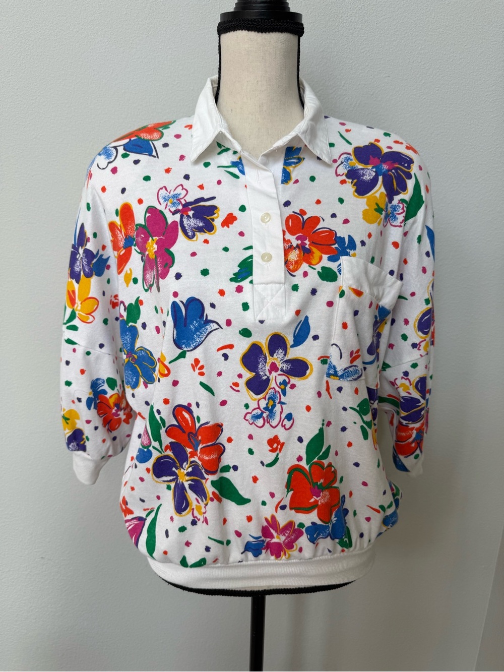 Vintage Women’s White Multicolor Floral Polo Shirt